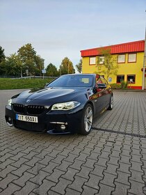 BMW F10 550i xdrive V8 řada 5 330kw