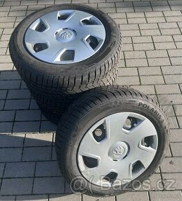 Rapid, Fabia - 15" zimní 185/60 R15 Barum 8mm - 1