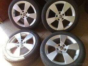 alu kola 5x112 r17 original škoda 225/45/17