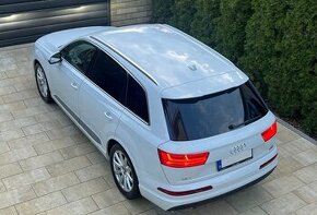 Audi Q7 SLINE-7MIST-MATRIX