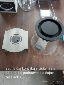 Konvice na čaj s podstavcem na svíčku