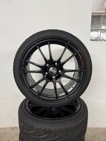 OZ Racing Ultraleggera R18 5x120 5ks Semislick