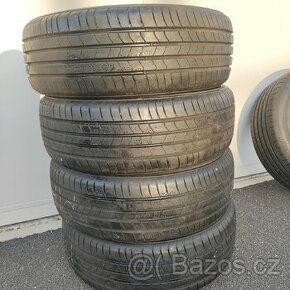 KUMHO 215/60 R 17 ECSTA HS51 96H EV