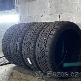 Zimní pneu 225/40 R19 100V GoodYear 6,5mm