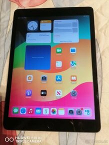 iPad 9.generace 10,2  2021 64GB A2602 - 1