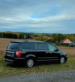 Lancia Voyager 2.8 MultiJet, výbava Platinum - 1