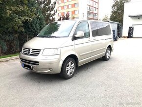 Volkswagen Multivan T5 2.5Tdi 128Kw Rok výroby 2008