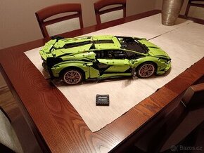 LEGO Lamborghini Sian - 1