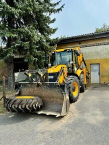 stavební stroj JCB 4CX