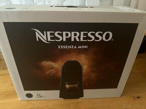 Nespresso esenza mini černý