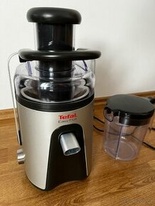 Prodám odšťavňovač Tefal Easy Fruit