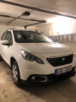 Peugeot 2008 (2017)1,2 SERV.KNÍŽKA, MÁLO NAJETO