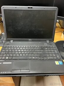 Fujitsu lifebook AH502