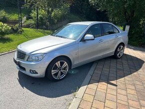 Mercedes-Benz Třídy C, 200 Kompresor AVANTGARDE