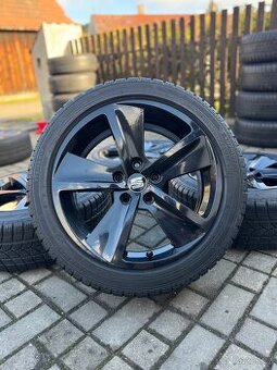 ORIGINÁL Alu SEAT R17, 5x112 - TOP STAV, ZIMNÍ