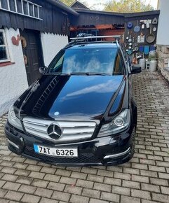 Mercedes-Benz Třídy C, 250 CDI 4Matic AMG sport paket