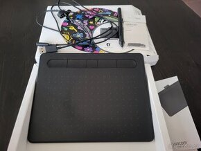 WACOM Intuos S