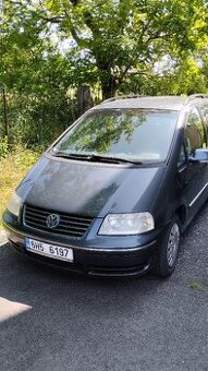 VW Sharan 1.9 TDI,