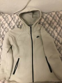 Nike Mikina TCH FLC  velikost M