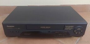 VHS videorekordér Panaonic NV-SD207 na díly / opracu