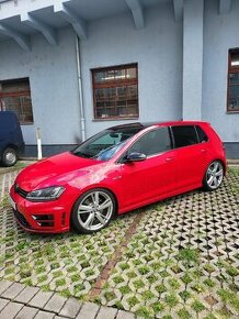 Volkswagen Golf 7R - 1