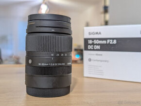 SIGMA 18-50 mm f2,8 DC DN pro Sony E + B+W UV filtr