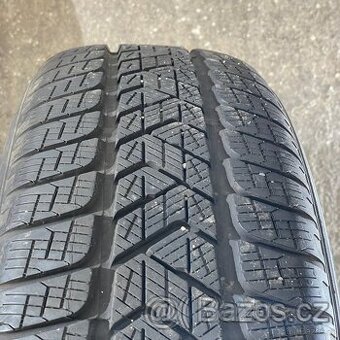 Zimní pneu 215/65 R17 99H Pireli 6,5-7mm