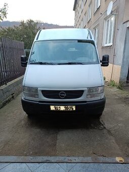 Opel movano 2.5 D. 59 KW. 2000.