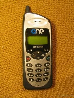 SAGEM MC 820 pro sběratele velmi dobrý stav ~ rok 2000