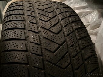 Pirelli Scorpion Winter R20