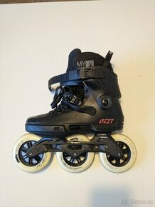 Kolečkové brusle Powerslide Next Core Black 110 Trinity - EU