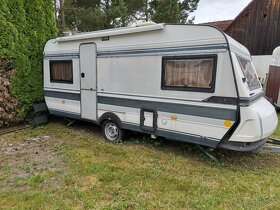 Karavan Hobby 495 Prestige - SOLÁRY