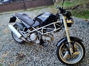 Ducati Monster 600