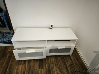 Tv stolek Brimnes IKEA