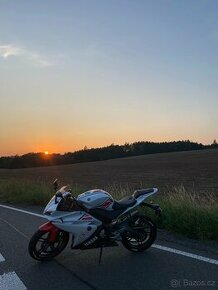 Yamaha yzfr 125 - 1