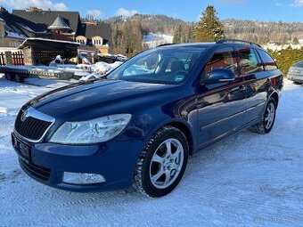 Škoda Octavia II com Elegance 1.4 TSi 90kw tažné zařízení