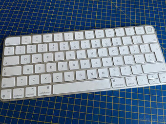 Apple Magic Keyboard s Touch ID