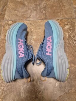 Hoka tenisky vel. 40