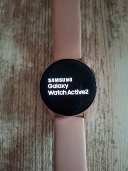 Prodám chytré hodinky Samsung Galaxy Watch Active2