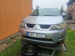 Mitsubishi Outlander 2.0DID - 1