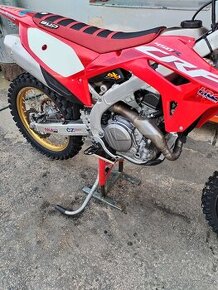 CRF 450R