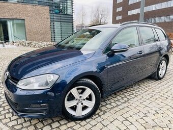 Volkswagen Golf 2.0TDI 110KW VÝHŘEV SENZORY SERVISKA