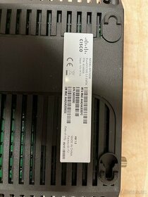 Cisco kabelový modem EPC3208 - 1