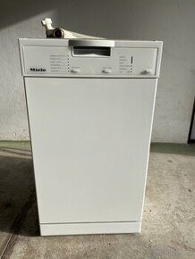 Myčka nádobí Miele G1102 CS