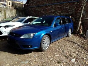 Ford Mondeo ST 220