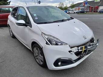 Peugeot 208 1,2 PTEC - 1