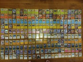 220 ks Pokemon kartiček - original. Rušíme sbírku (sada 3)