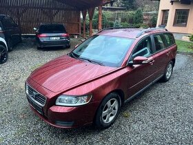 VOLVO V50 1,6 D 80 kw rok  2008  klima - alu kola - 1