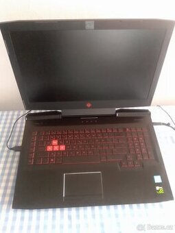 Prodám pěkný HP OMEN 17-an016nc + krabice viz foto.