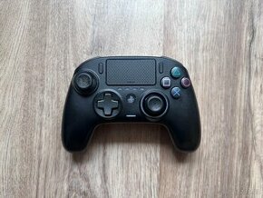 PS4 gamepad Nacon